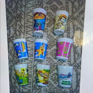 Colorful Character-Themed Plastic Cups Set